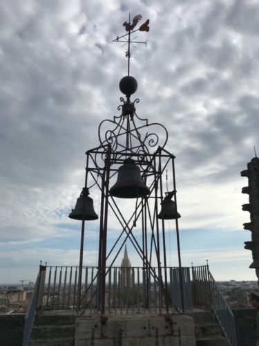La cathédrale Saint-Pierre de Montpellier Roof Bells