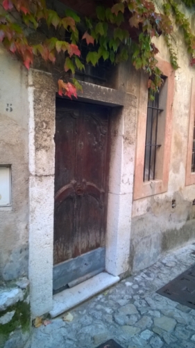 Èze Village - Click for larger image